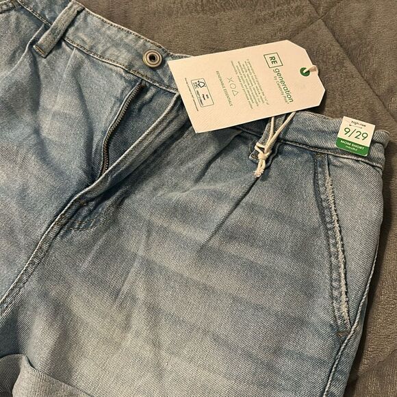 Celebrity Pink ReGeneration Mindful Denim Jean Mom High Rise Shorts 9/29 - Picture 2 of 7